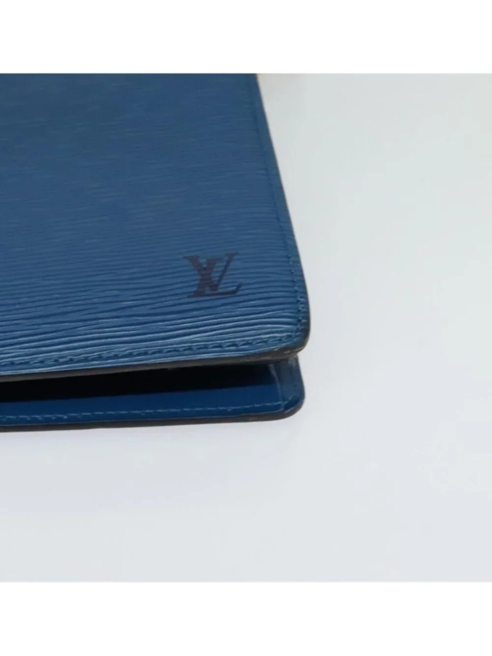 Authentic LOUIS VUITTON Epi Capuchin Shoulder Bag Blue M52345 LV